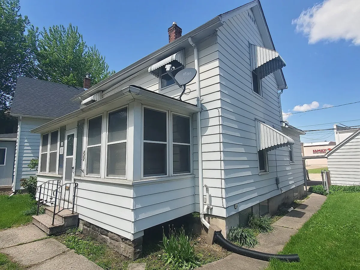 Building Photo - 931 18th Ave