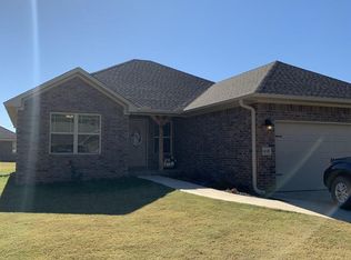 1628 E 8th St, Russellville, AR 72802