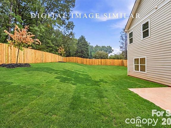 3rd image of 6633 Terry Ln