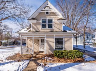 38 Crissey Ave, Geneva, IL