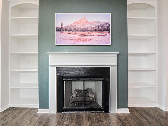 5th image of 322 Silverleaf Dr