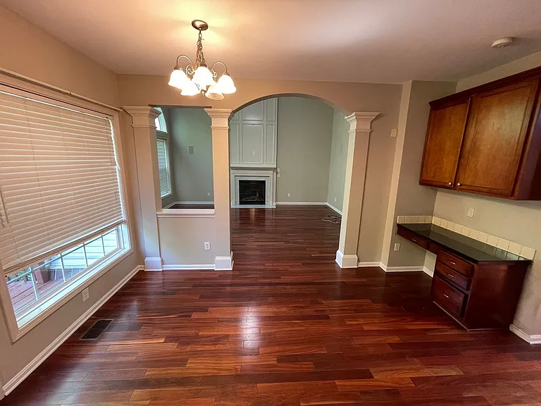 10704 Copper Ridge Dr — Photo 6