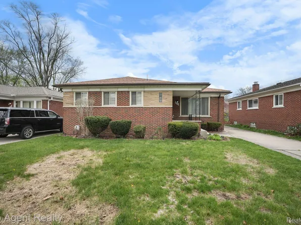 23140 Cloverlawn St, Oak Park, MI 48237