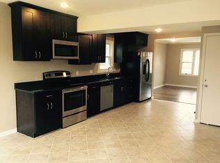 8422 Central St, Kansas City, MO 64114