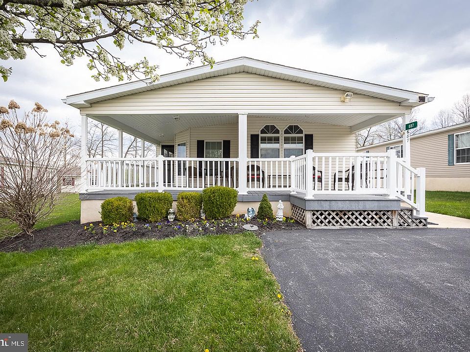 1st image of 687 Farmland Way