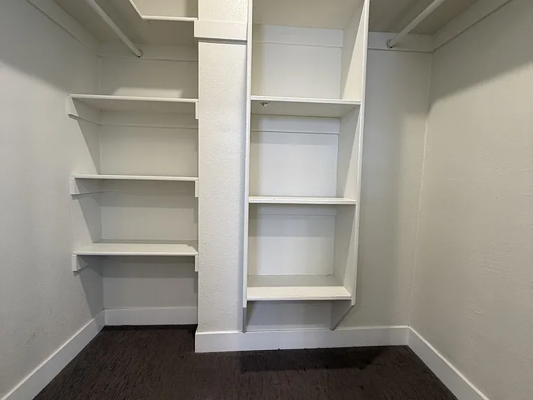 Master Walk In Closet
