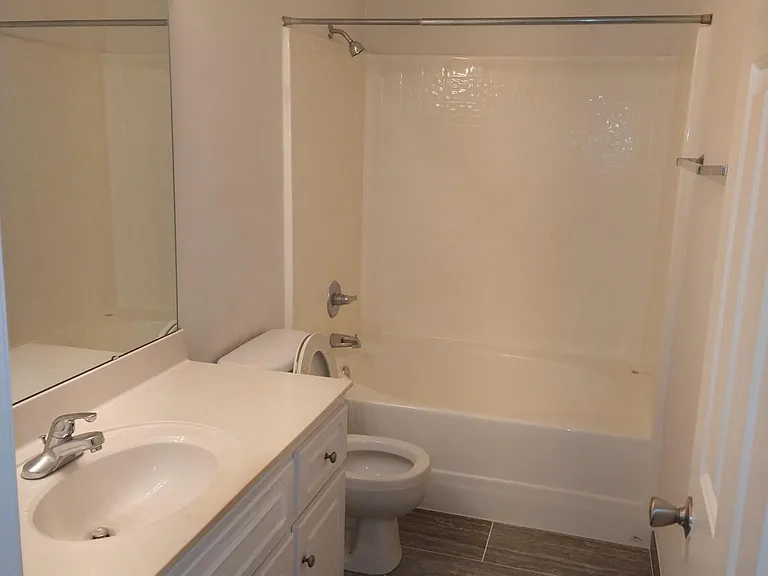 162 Crestland Dr — Photo 7