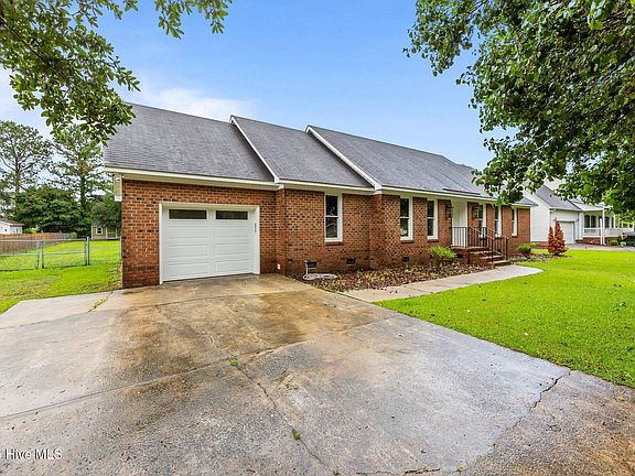 4th image of 2250 Jane Drive