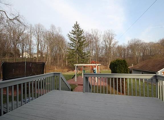 5th image of 26 E Lovell St
