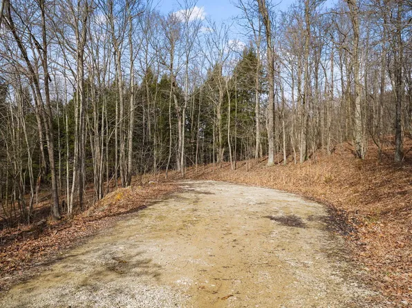 15747 Rocky Fork Rd, Rockbridge, OH 43149