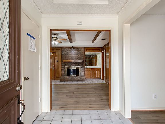 2nd image of 1606 Buena Vista Ave