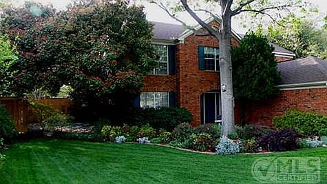 1st image of 606 Berkley Dr