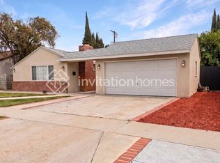 17552 Cantara St, Northridge, CA 91325