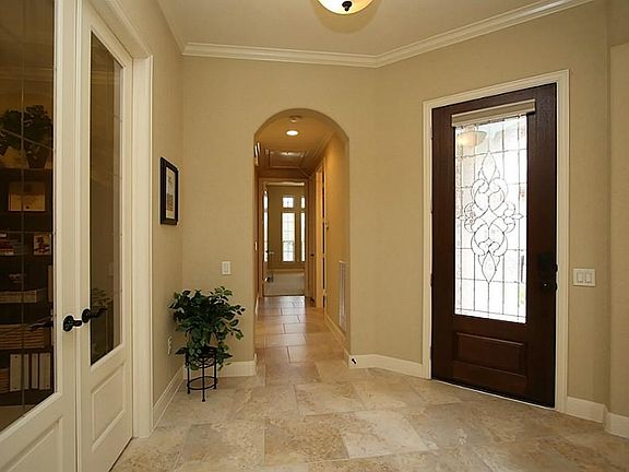 4th image of 19303 Hamilton Hills Dr