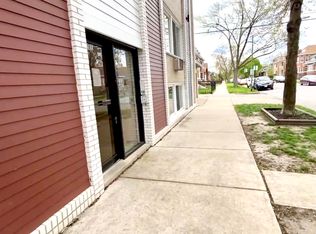 2457 W 69th St #E, Chicago, IL 60629