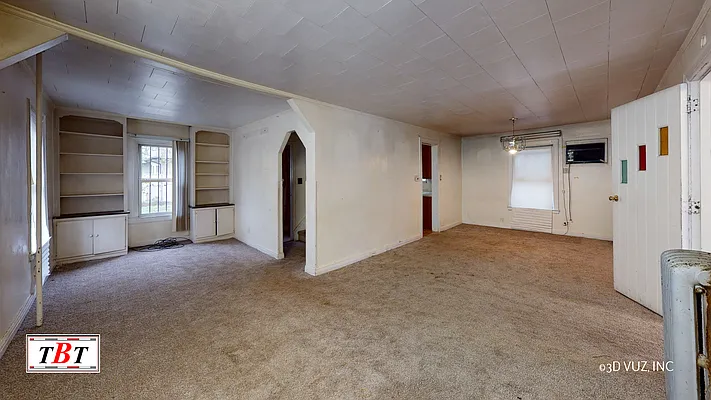 Sold by Behfar Team LLC | media 17