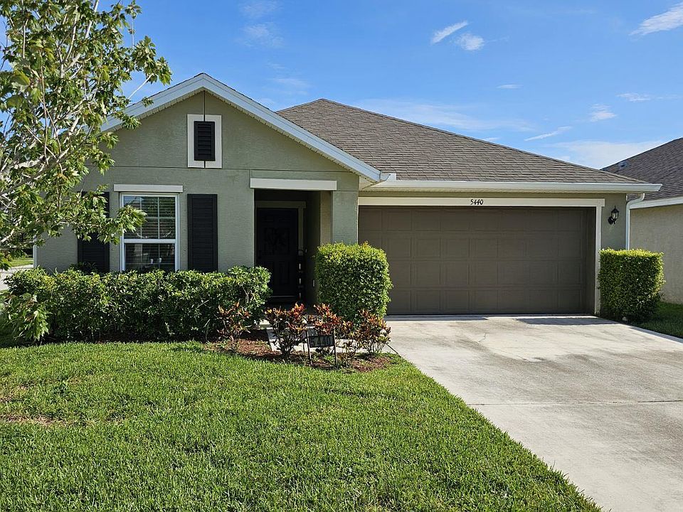 1st image of 5440 NW Pine Trail Circle