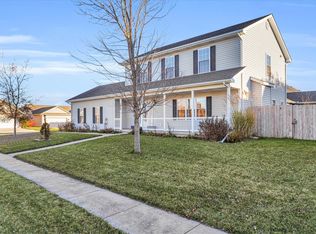 1330 W Ridge Ln, Champaign, IL 61822