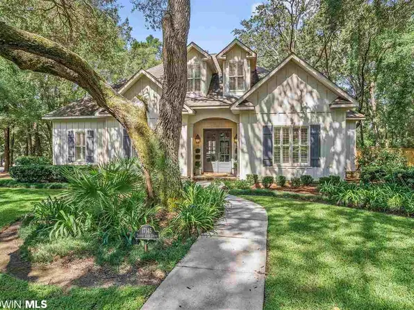 17145 Tennis Club Dr, Fairhope, AL 36532