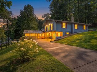 554 Hickman Shores Rd, Dover, TN 37058