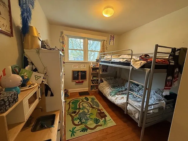 160 Mountbatten Ave — Photo 11