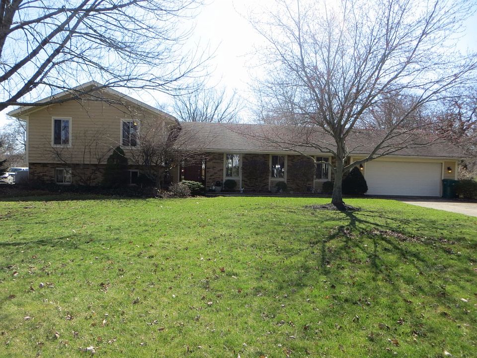 1st image of 940 Burnside Dr