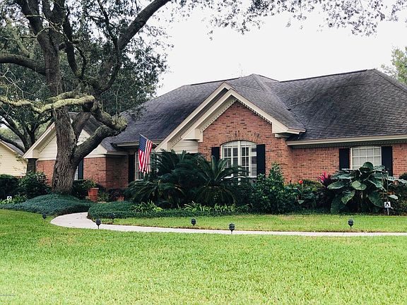 3rd image of 12059 Oldfield Pointe Dr