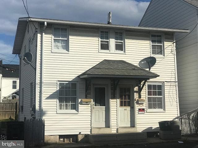 2nd image of 643 Union St