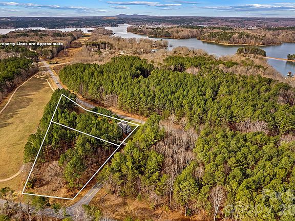 3rd image of 106 Dayvault Cut Rd