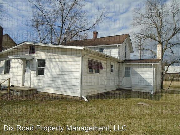 2nd image of 130 N 9th St