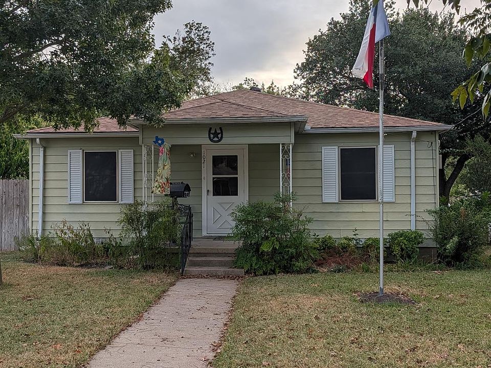 1st image of 1021 S 45th St