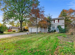 3600 Meadowbrook Dr, Lorain, OH 44053