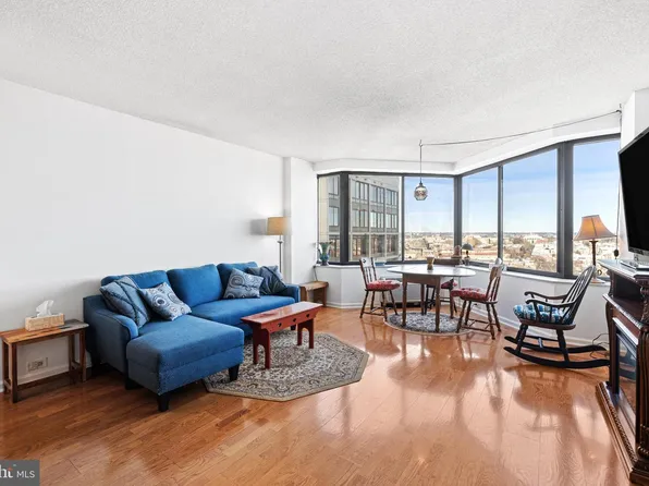 2001 Hamilton St APT 2003, Philadelphia, PA 19130