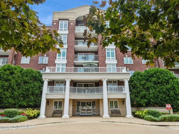 7051 W Touhy Ave APT 508, Niles, IL 60714