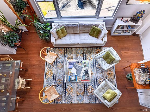 3rd image of 38 Oliphant Avenue #6