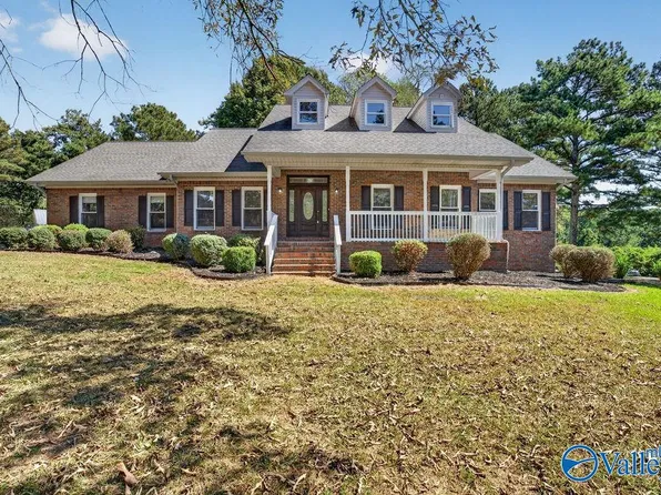 375 County Road 1427, Vinemont, AL 35179