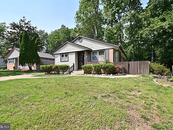 4th image of 12809 Greenhall Dr