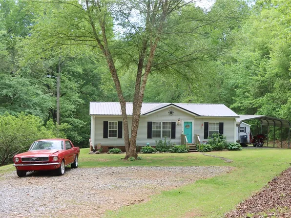 322 Woodlake Dr, Belton, SC 29627