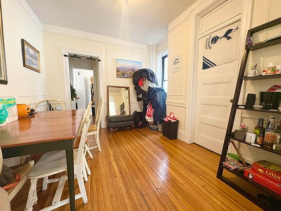 2nd image of 217 E 27th St APT 14