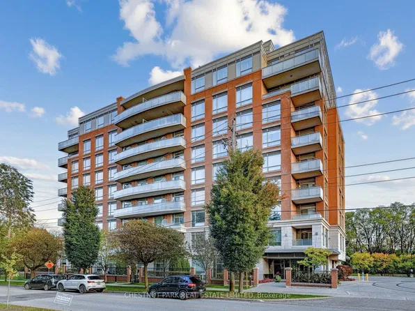 17 Ruddington Dr #404, Toronto, ON M2K 0A8