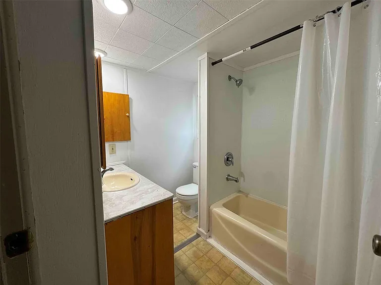 1718 W Dumble St #14 — Photo 11