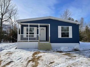 2 Pond St, Loudon, NH 03307