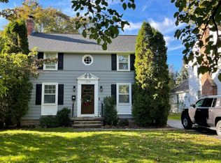 159 Hampshire Dr, Rochester, NY 14618