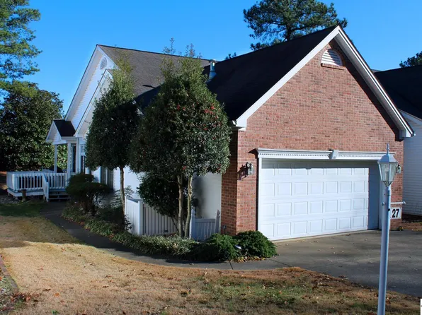 27 Village Dr W, Paducah, KY 42003