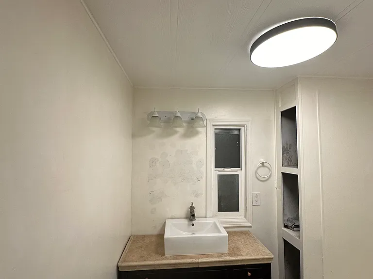 2399 E 14th St #154 — Photo 12