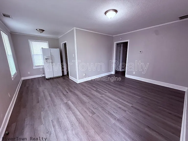 3175 Jackson Ave — Photo 3