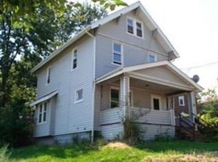 904 Johnston St, Akron, OH 44306