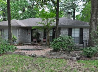 5 W Broken Oak Ct, The Woodlands, TX 77381