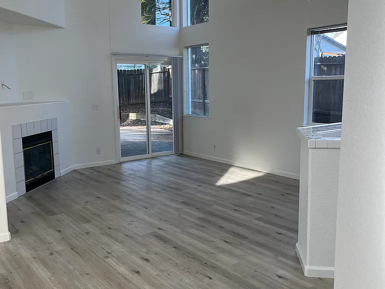525 Wicklow Dr — Photo 31
