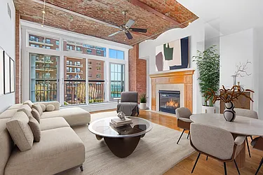 174 Washington Street, #2M